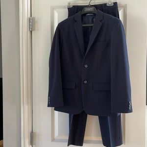 Boys Van Heusen Navy Blue Size 14 suit